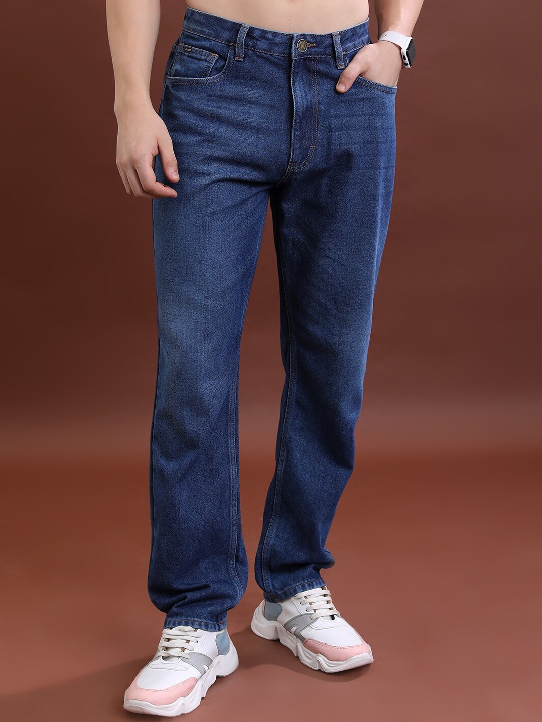 

HIGHLANDER Men Blue Straight Fit Clean Look Cotton Jeans