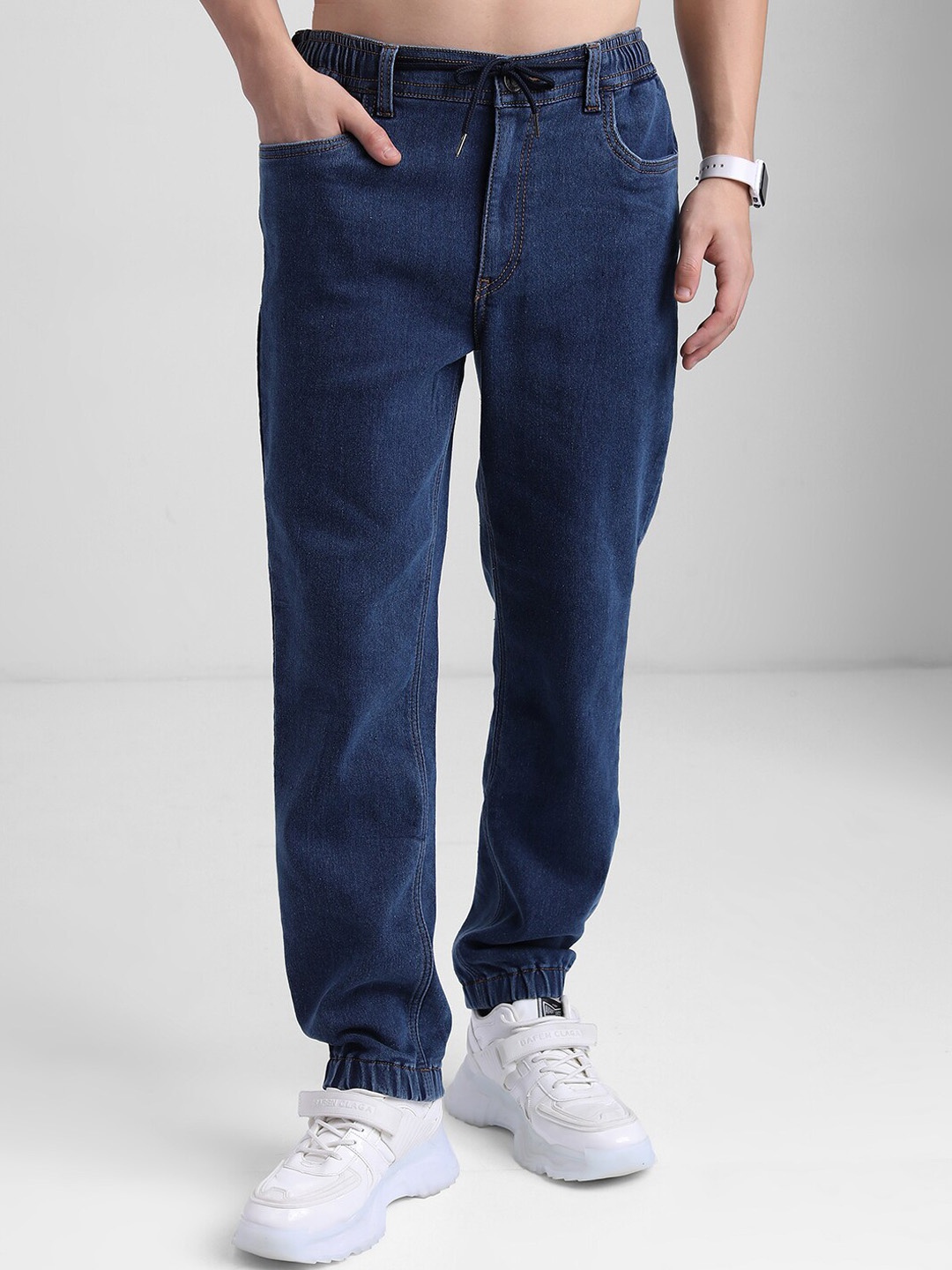 

HIGHLANDER Men Mid-Rise Clean Look Stretchable Jogger Jeans, Blue