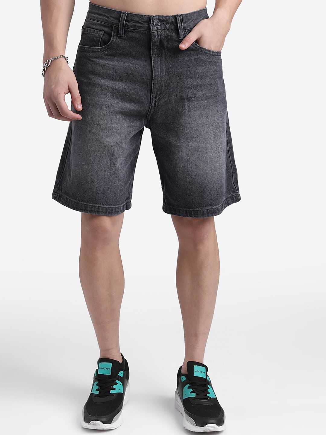 

HIGHLANDER Men Grey Mid-Rise Denim Shorts
