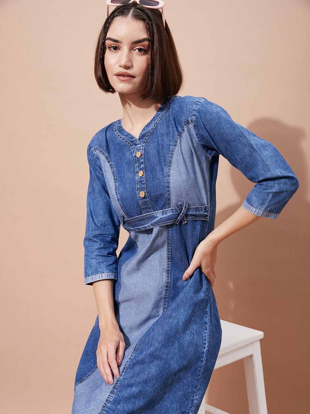 

DressBerry Blue V-Neck Cotton A-Line Dress