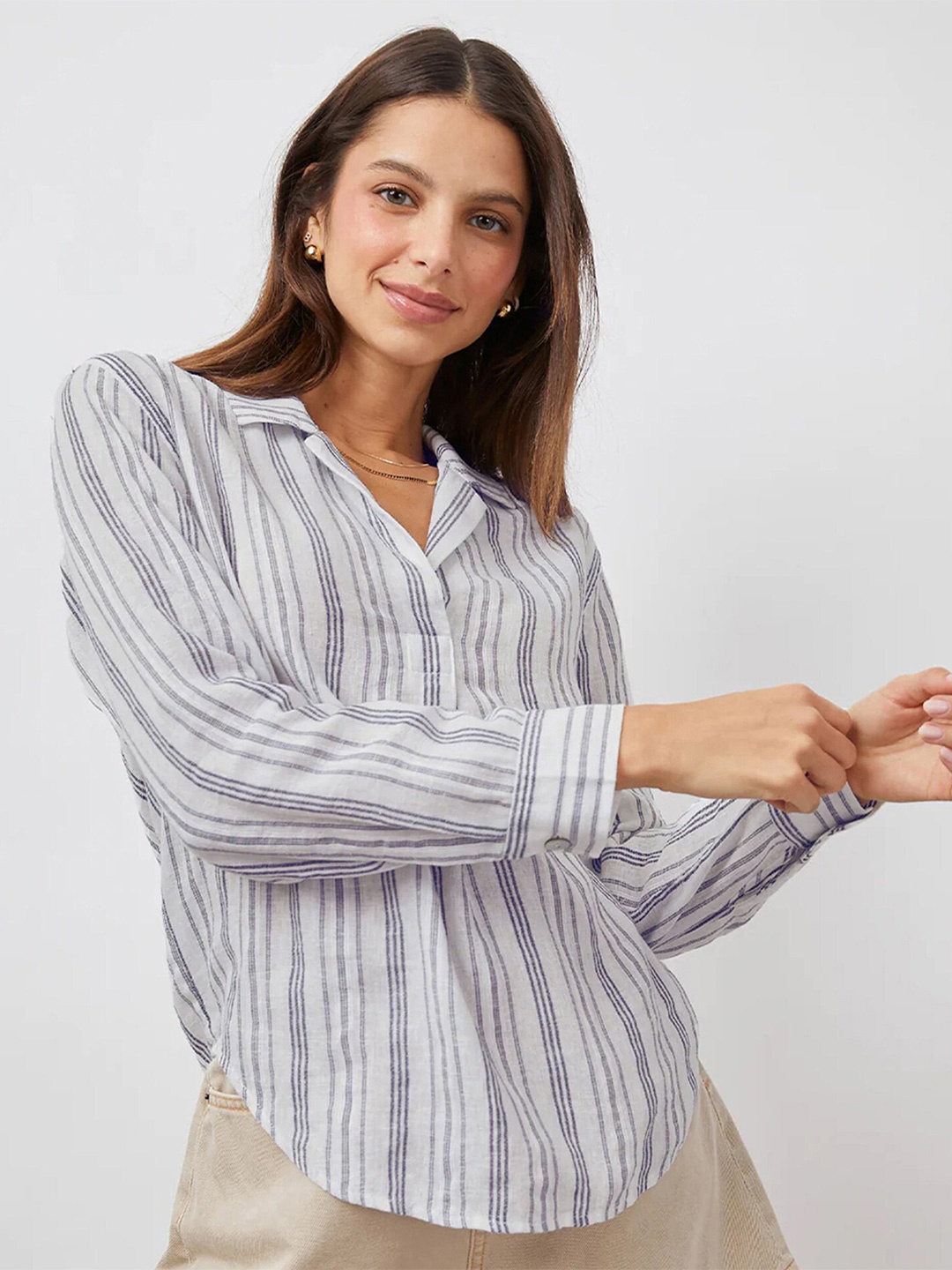 

Selvia Striped Shirt Collar Top, White