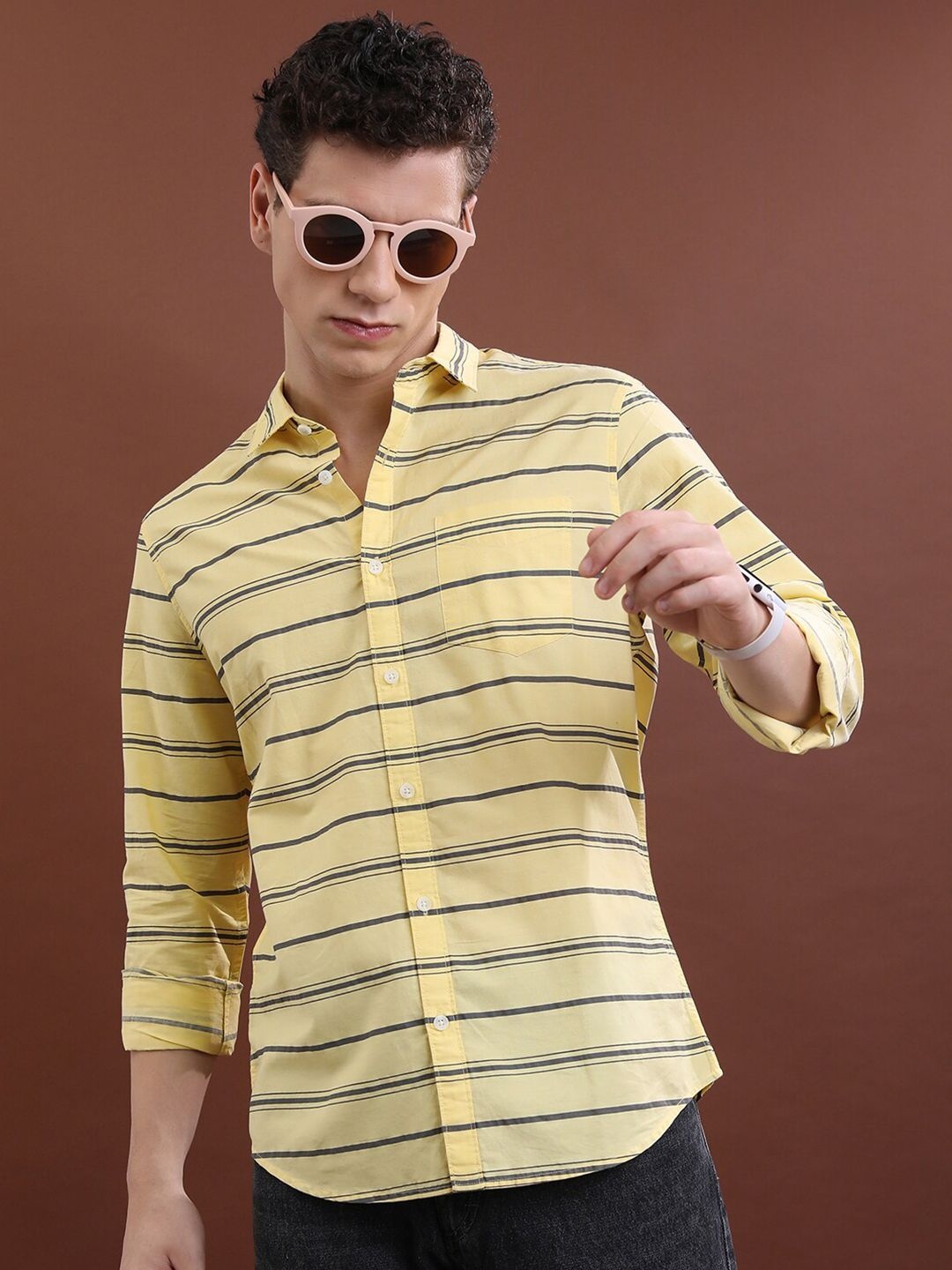 

KETCH Yellow Slim Fit Horizontal Stripes Opaque Cotton Casual Shirt