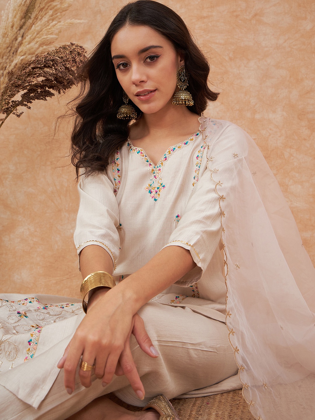 

Sangria Ethnic Motifs Embroidered Straight Kurta With Trousers & Dupatta, Off white