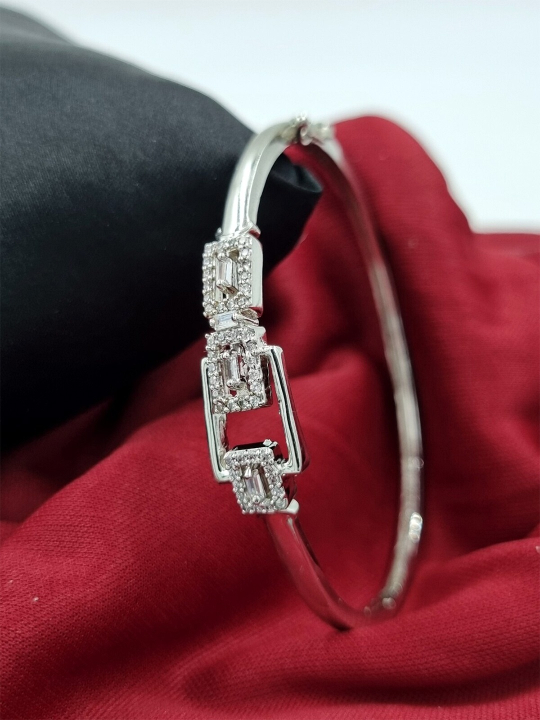 

Anouk Women Silver-Plated Brass American Diamond Kada Bracelet