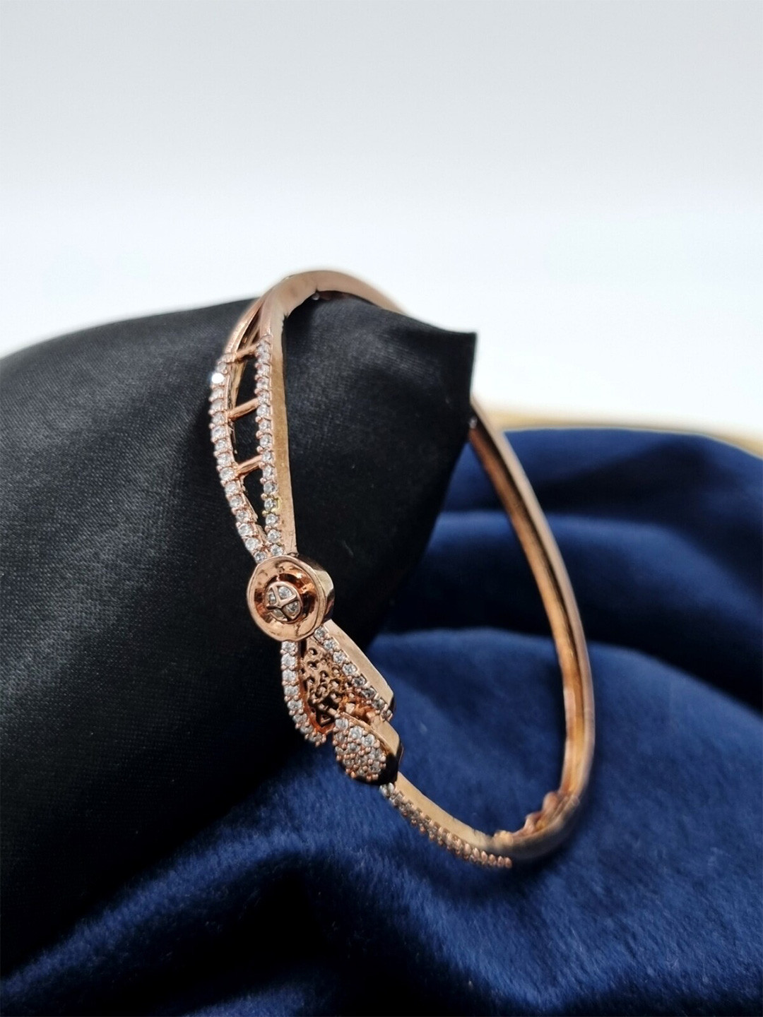 

Anouk Cubic Zirconia Rose Gold-Plated Kada Bracelet