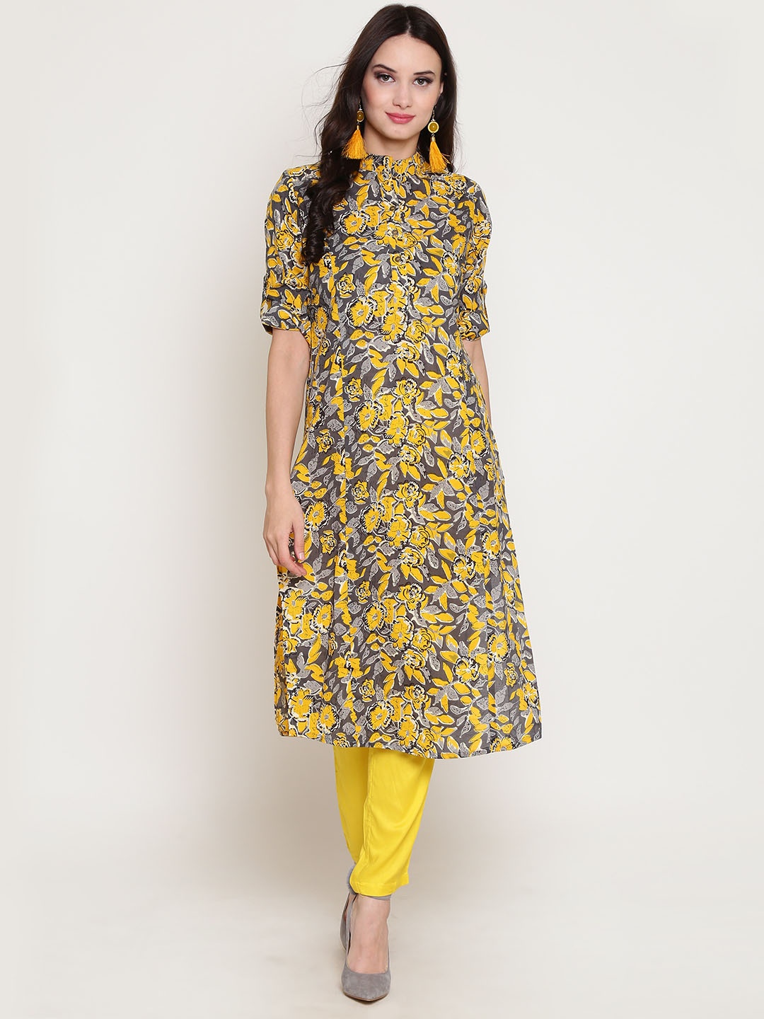 

Sera Floral Printed Mandarin Collar Roll-Up Sleeves Straight Kurta, Yellow