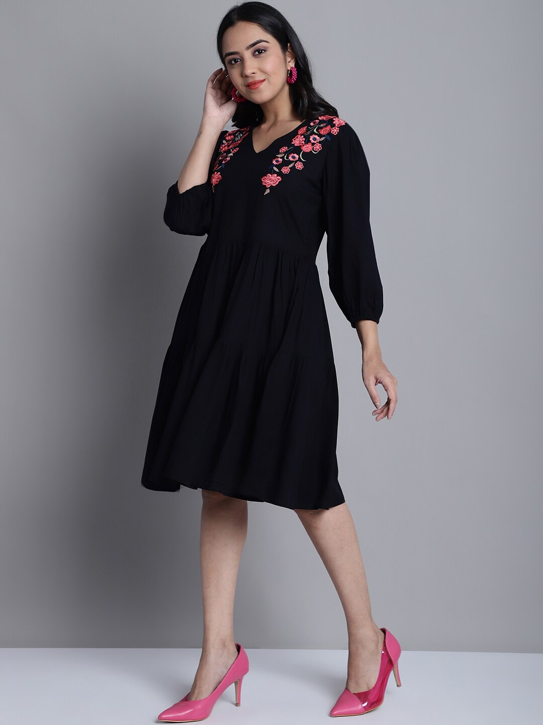 

JAINISH Floral Embroidered Puff Sleeve Tiered A-Line Dress, Black