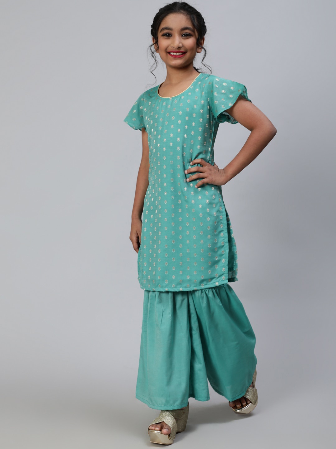 

Aks Kids Girls Chanderi Straight Silk Kurta With Sharara, Green