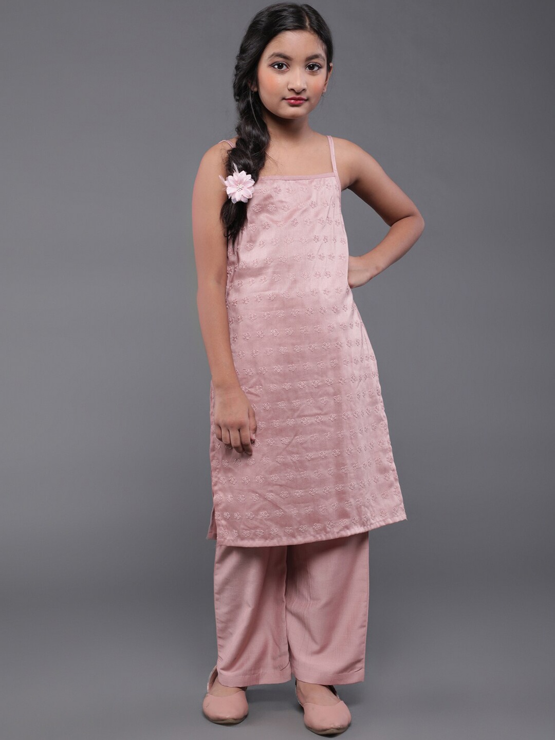 

Aks Kids Girls Ethnic Motifs Embroidered Thread Work Kurta With Palazzos, Rose gold