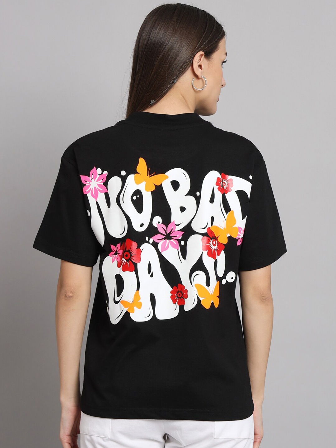 

GRIFFEL Typography Printed Drop-Shoulder Sleeves Cotton T-shirt, Black