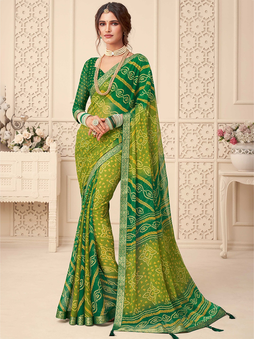 

Mitera Bandhani Zari Poly Chiffon Bandhani Saree, Green