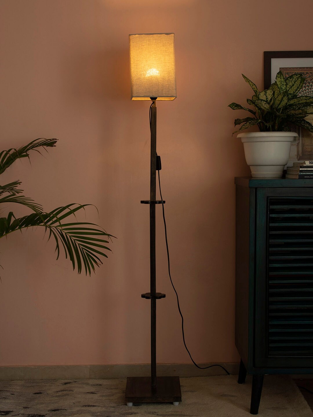 

SANDED EDGE Beige Wooden Floor Lamp