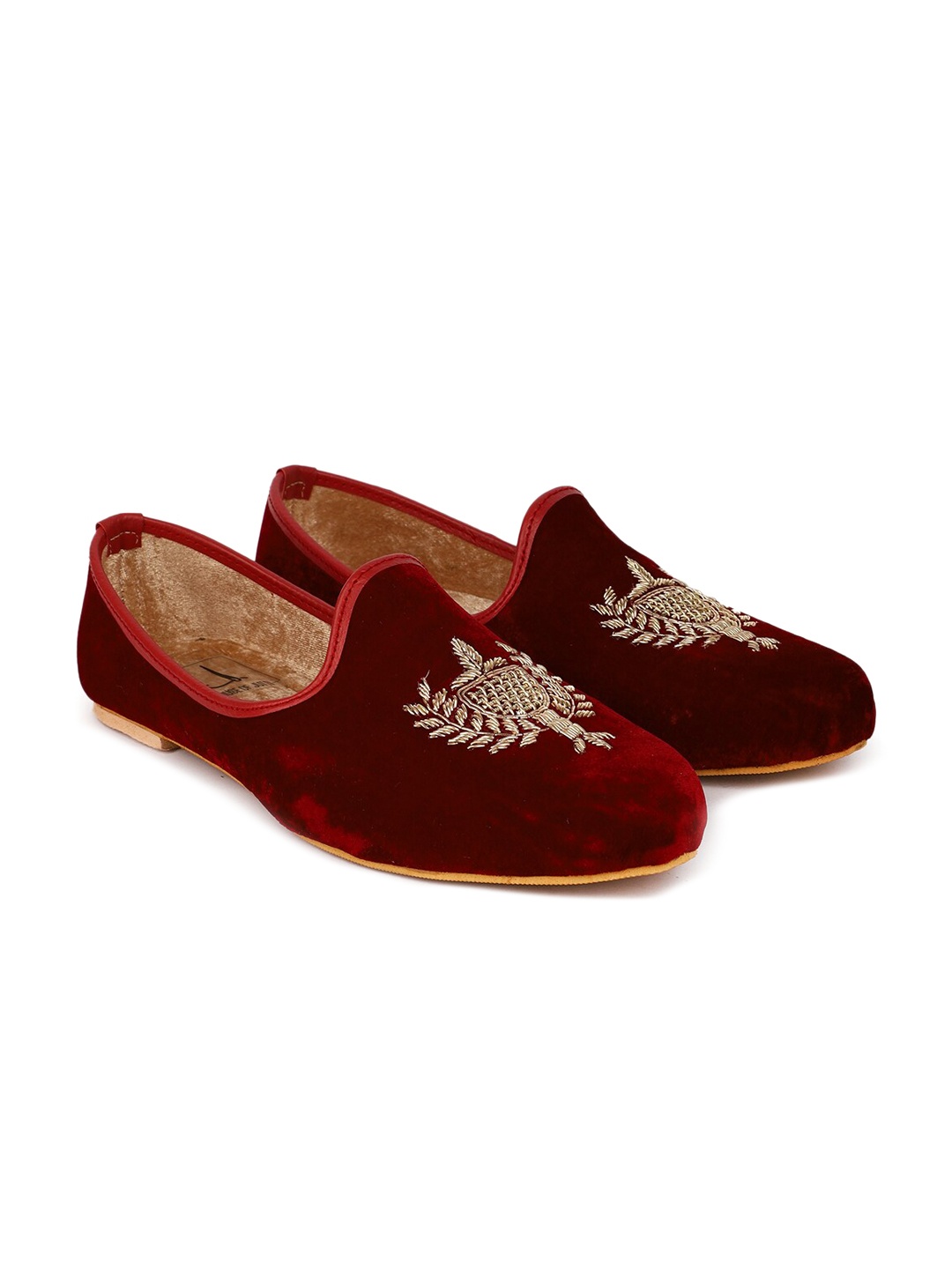 

HOUSE OF JUTTI Men Textured Lightweight Comfort Insole Velvet Basics Mojaris, Maroon