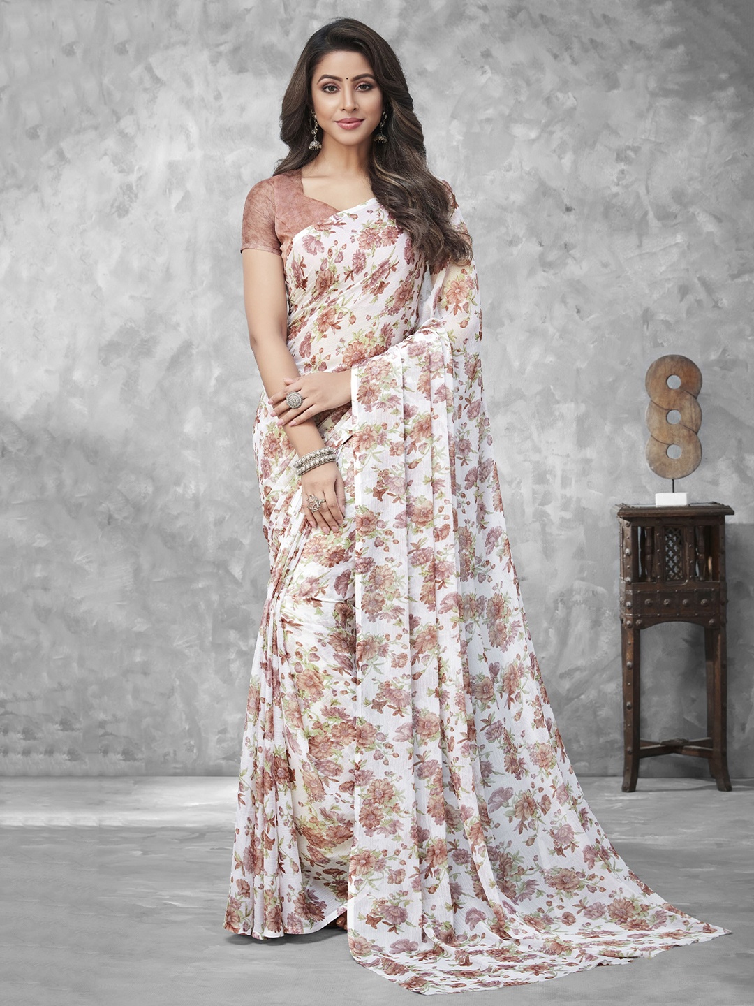 

Mitera White & Brown Floral Printed Saree