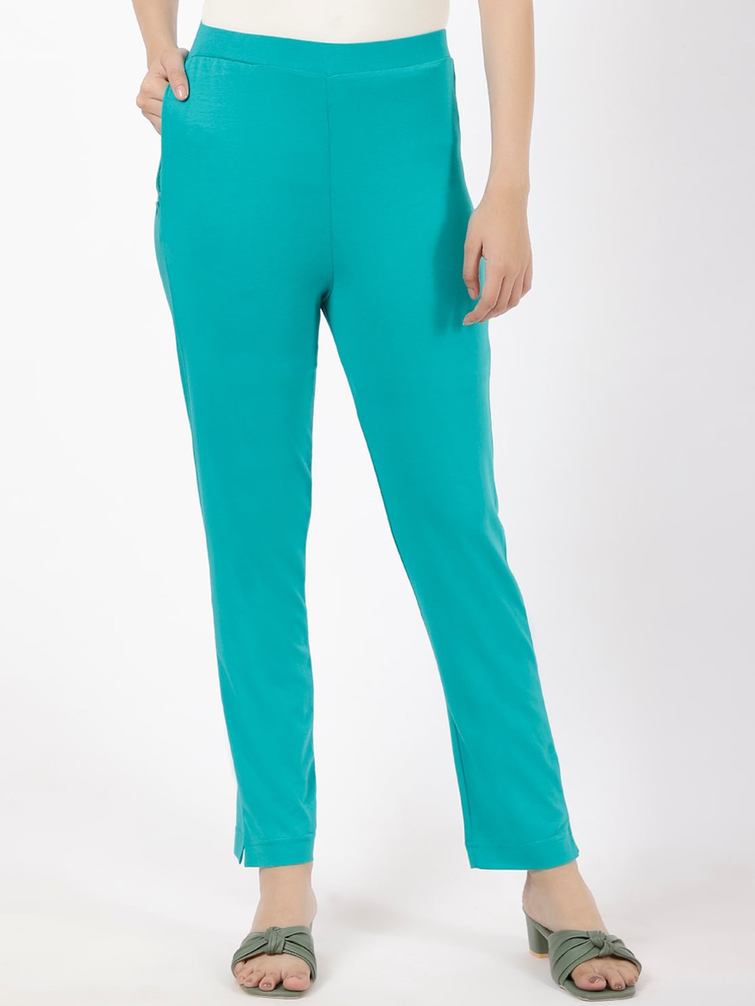 

SPIFFY Women Relaxed Straight Leg Straight Fit Cigarette Trousers, Green