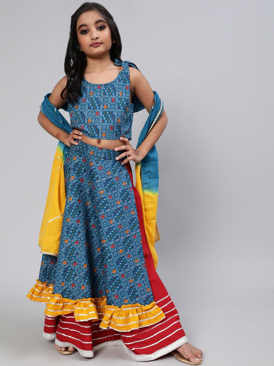 

Aks Kids Girls Printed Ready To Wear Lehenga & Blouse With Dupatta, Blue