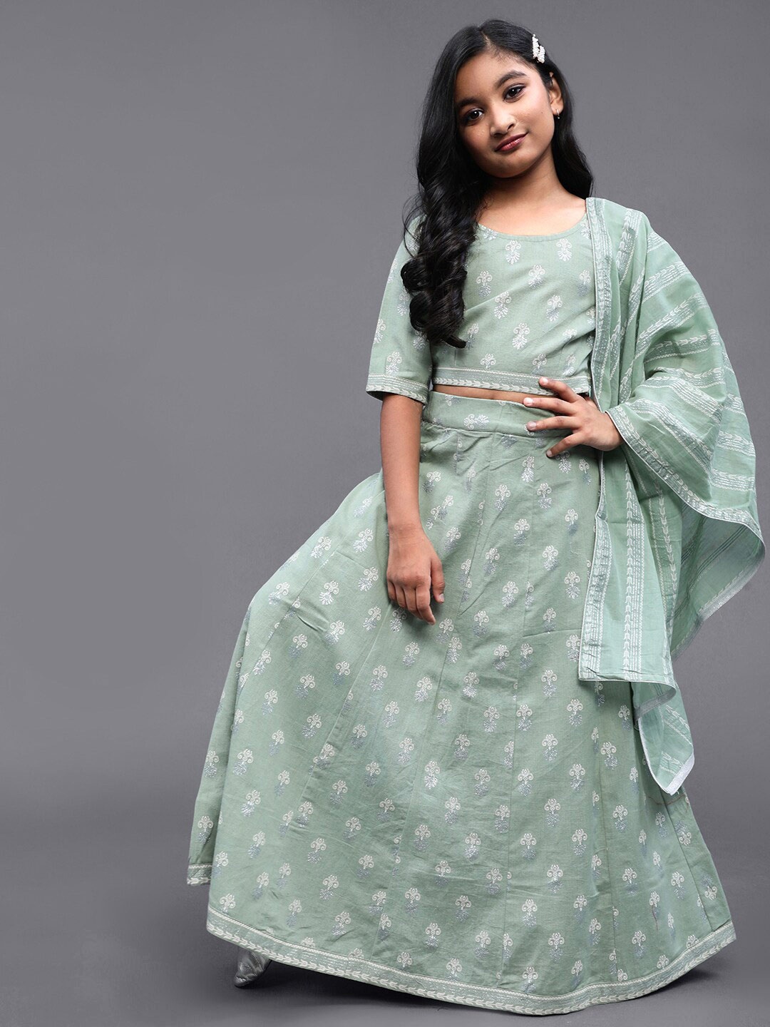

Aks Kids Girls Printed Ready to Wear Cotton Lehenga & Blouse With Dupatta, Green