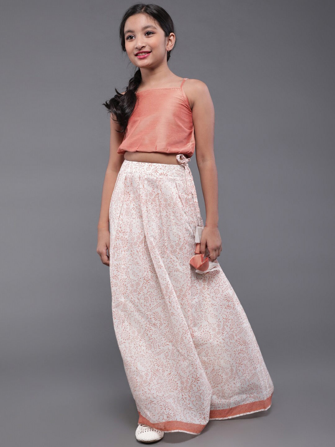 

Aks Kids Girls Ready To Wear Lehenga & Choli, Rose gold