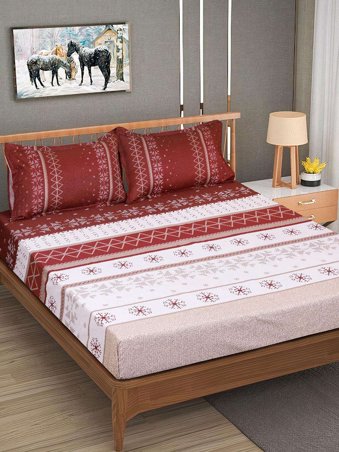 

ROMEE Maroon & White Geometric Cotton 240 TC King Bedsheet with 2 Pillow Covers