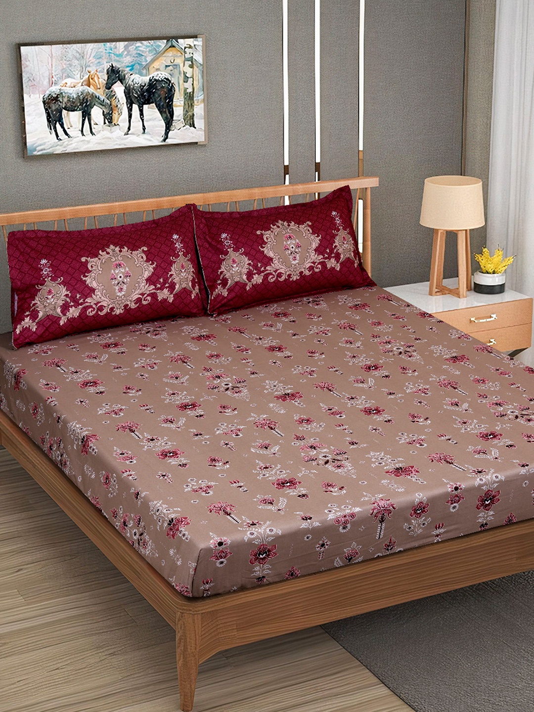 

ROMEE Brown & White Floral Cotton 240TC King Bedsheet With 2 Pillow Covers