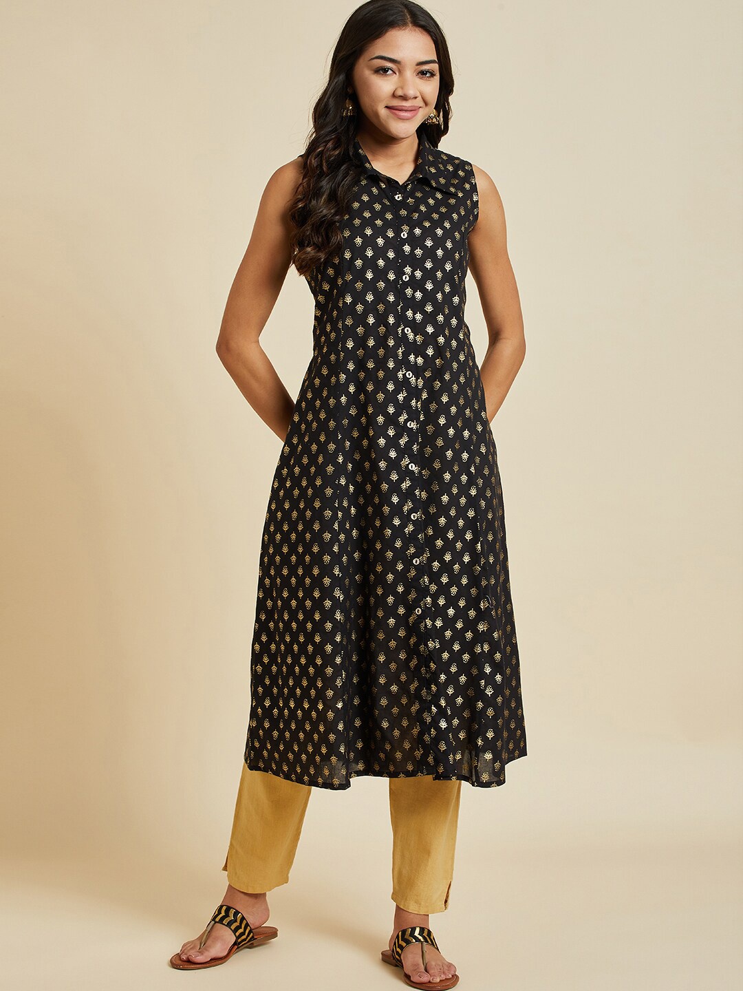 

Sangria Ethnic Motifs Printed Pure Cotton A-line Kurta, Black