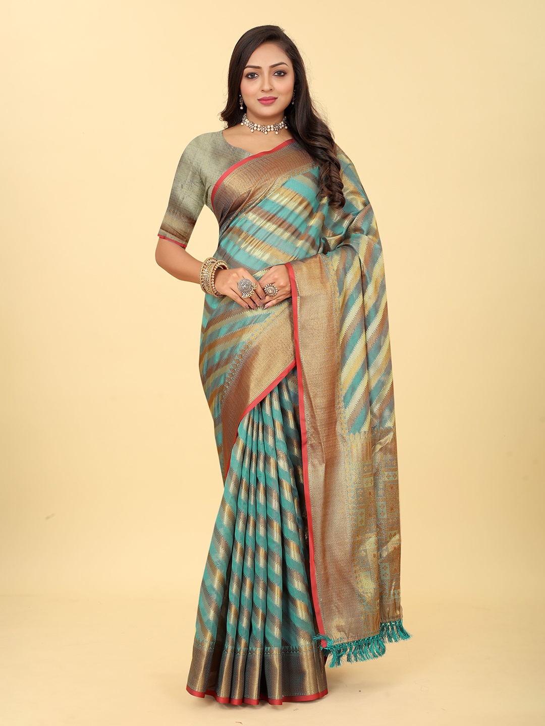 

Kiwie Leheriya Striped Zari Silk Blend Banarasi Saree, Blue
