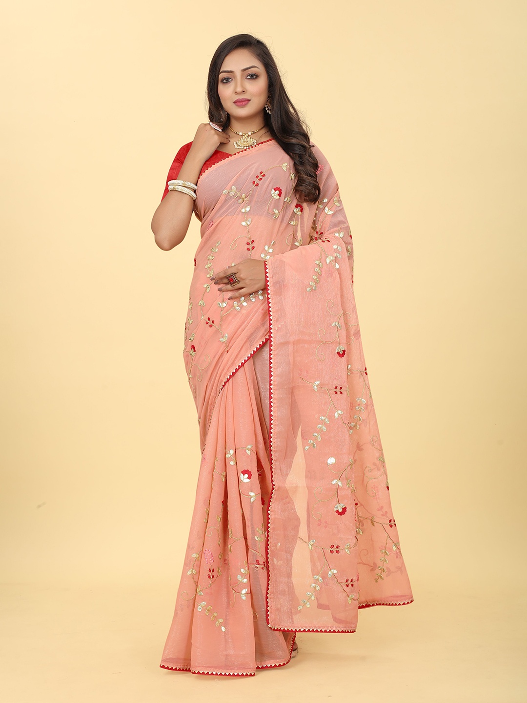 

Kiwie Floral Embroidered Poly Chiffon Saree, Peach