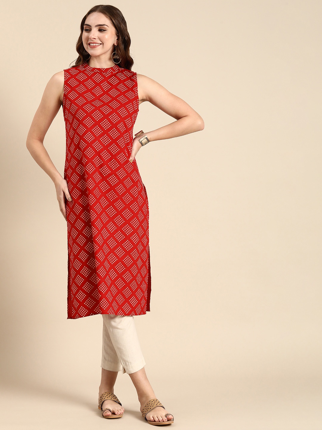 

Anouk Women Geometric Printed Halter Neck Straight Kurta, Red