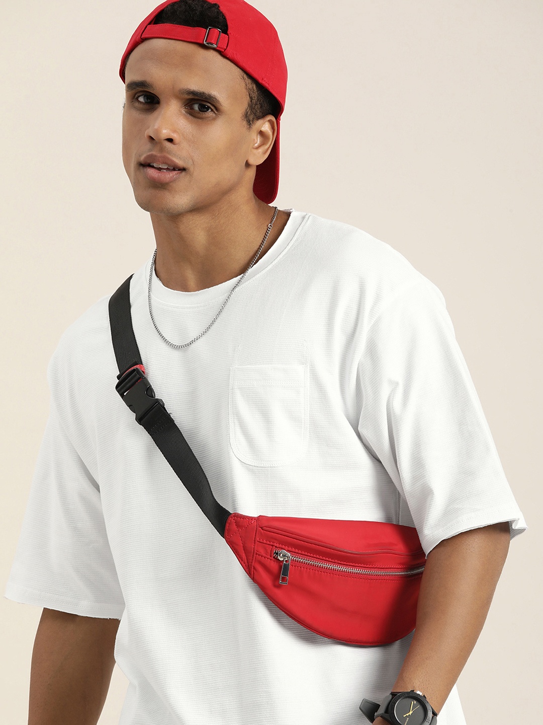 

DILLINGER Men Honeycomb Structure Oversized Pocket T-shirt, White