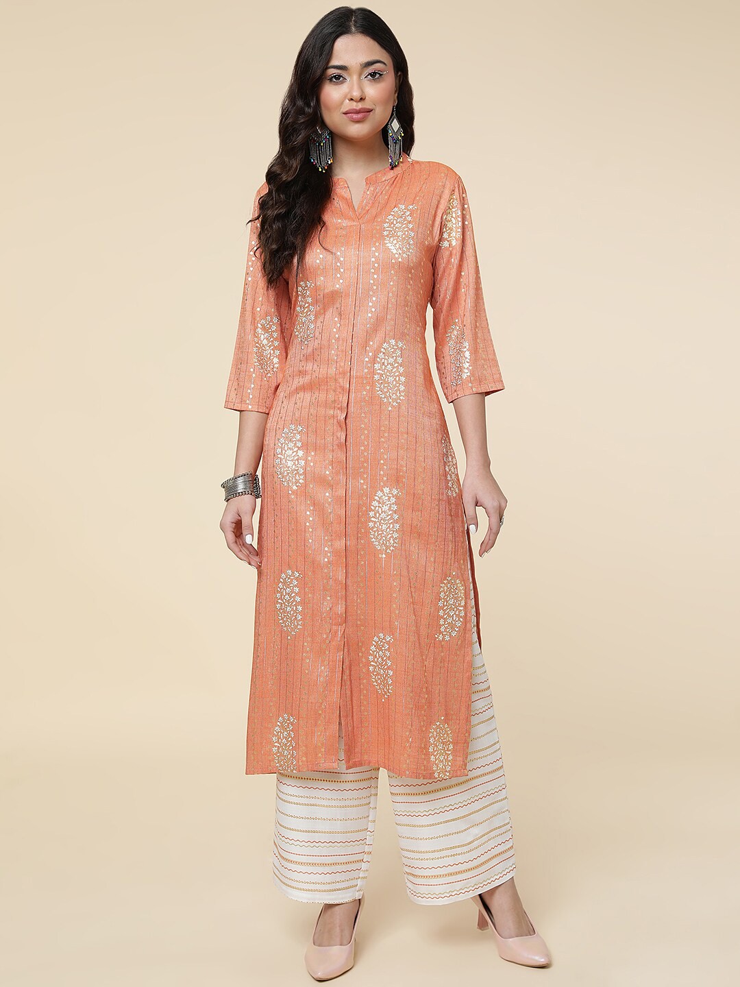 

CLEMIRA Floral Foil Printed Mandarin Collar Straight Kurta with Palazzos, Peach