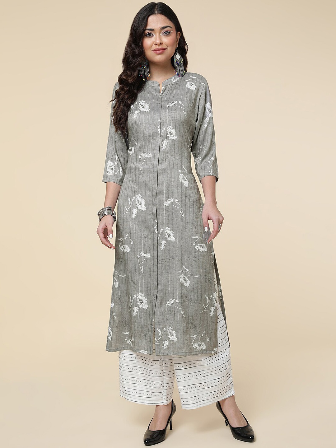 

CLEMIRA Floral Printed Regular Kurta with Palazzos & With Dupatta, Grey