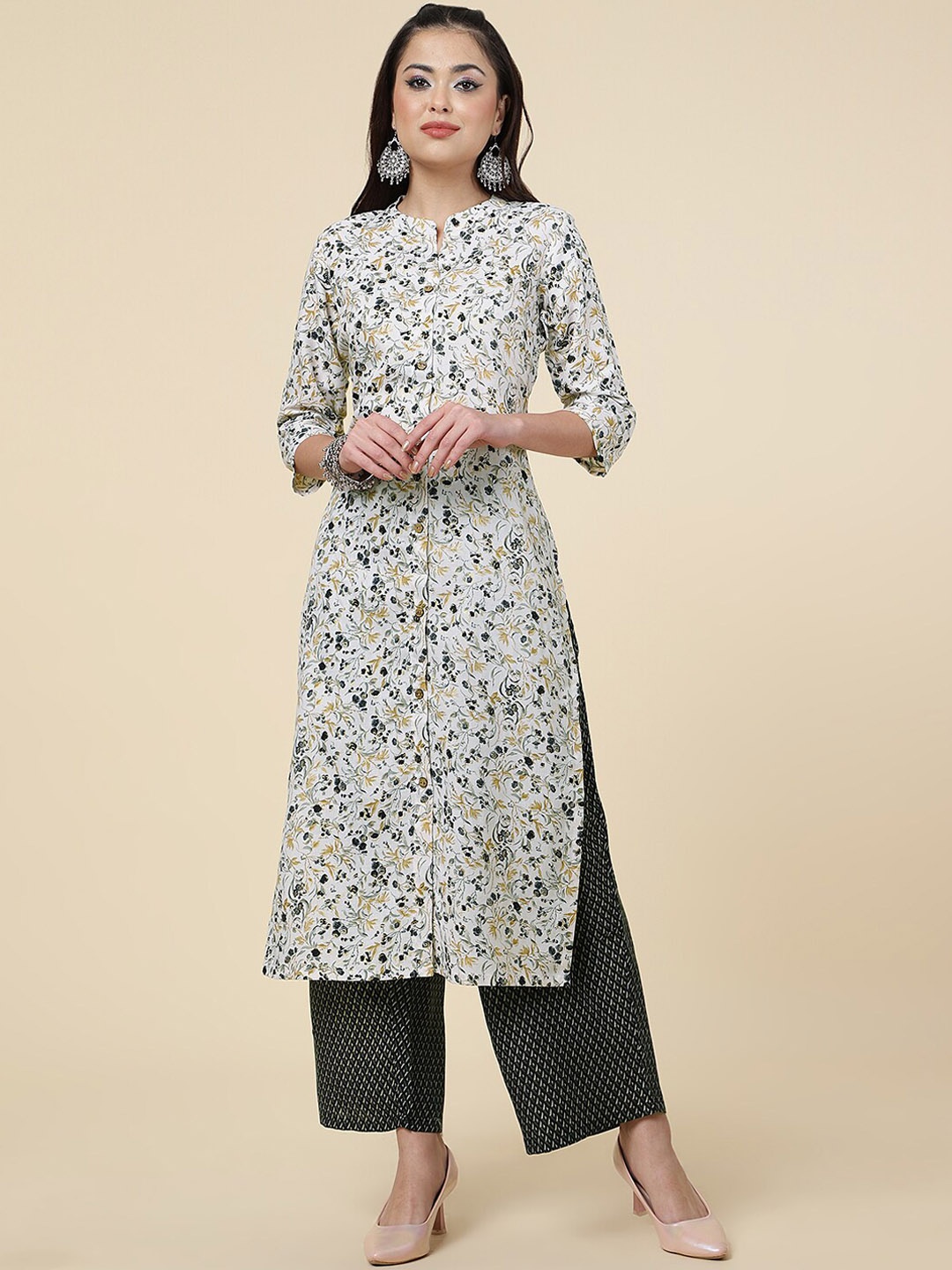 

CLEMIRA Floral Printed Mandarin Collar Straight Kurta with Palazzos, White