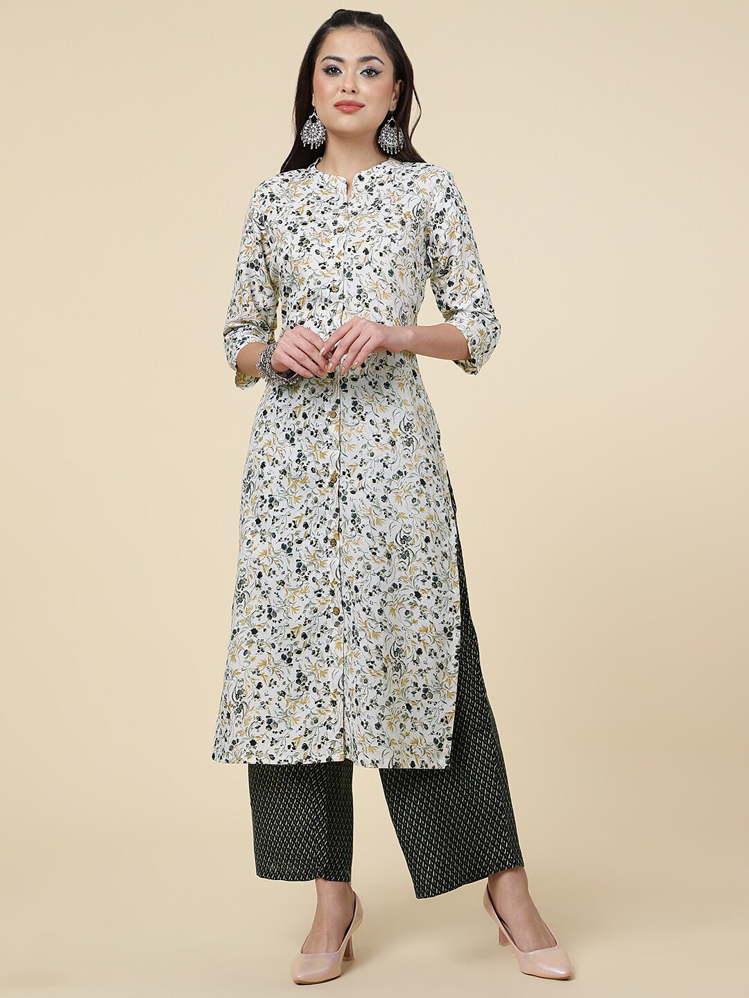 

CLEMIRA Floral Printed Mandarin Collar Regular Kurta with Palazzos, White