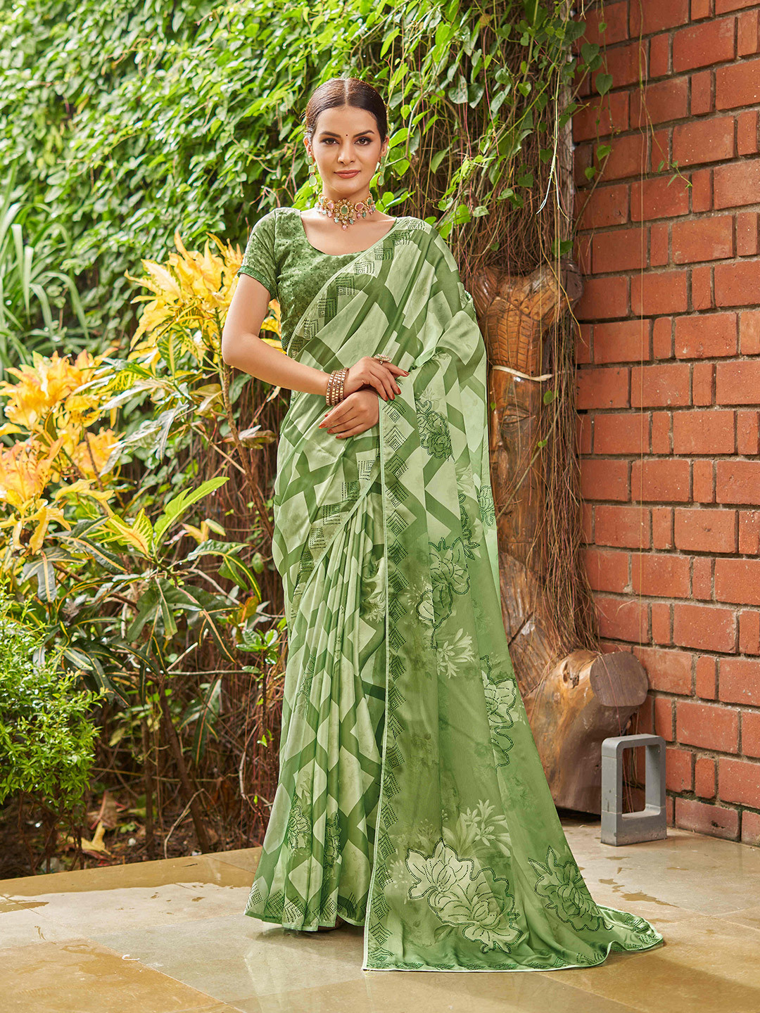 

Mitera Geometric Printed Beads and Stones Pure Georgette Saree, Green