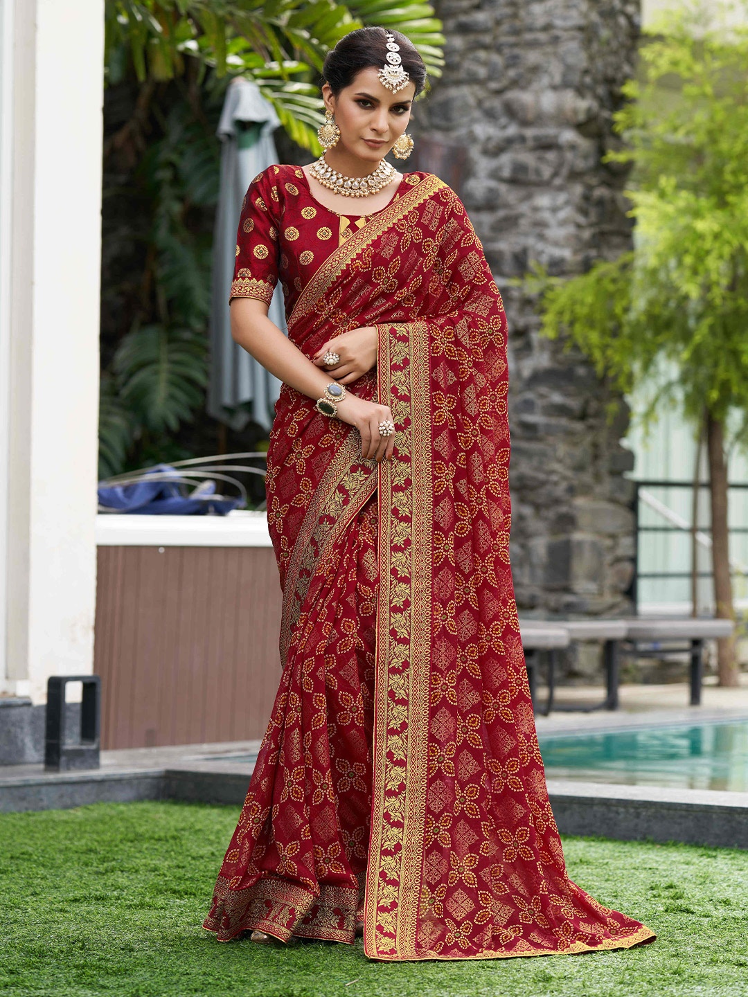 

Mitera Bandhani Zari Pure Georgette Saree, Maroon