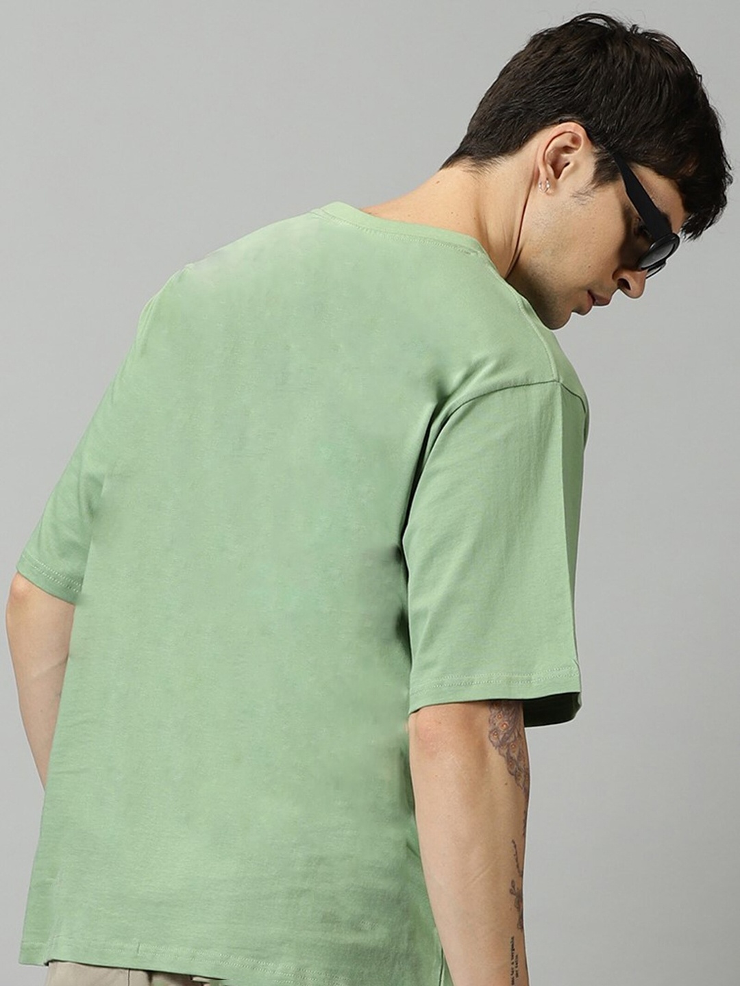 

THE HOLLANDER Drop-Shoulder Sleeves Oversized Fit Cotton T-Shirt, Green