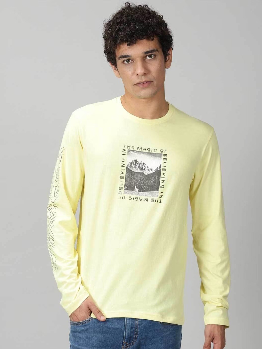 

THE HOLLANDER Graphic Printed Cotton T-Shirt, Yellow