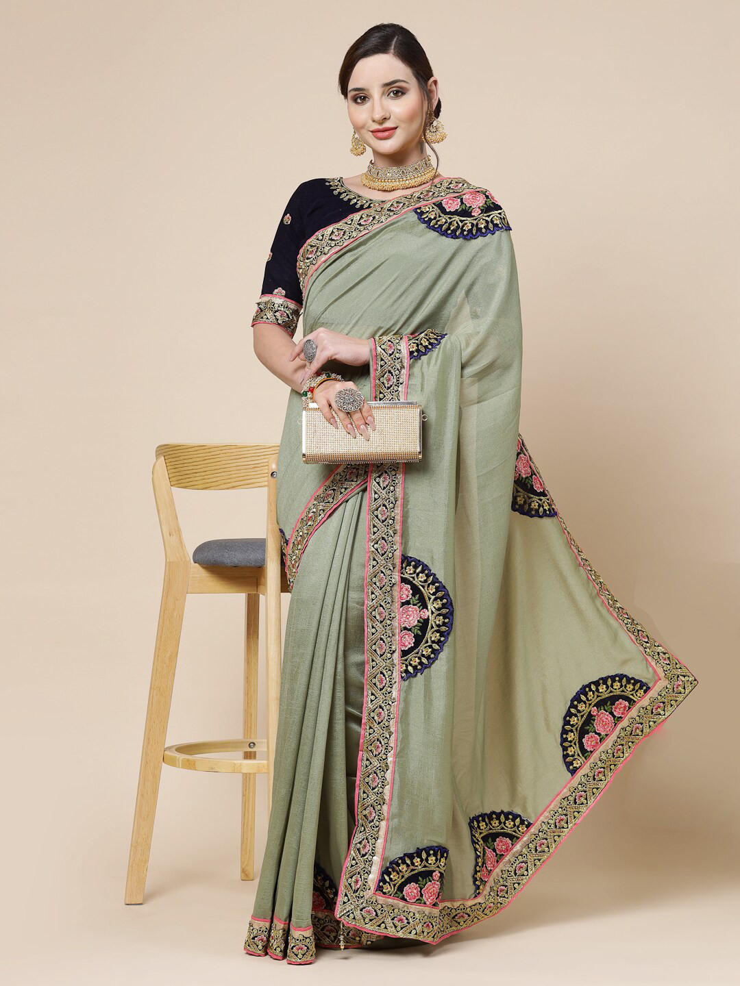 

KALINI Floral Embroidered Saree, Green
