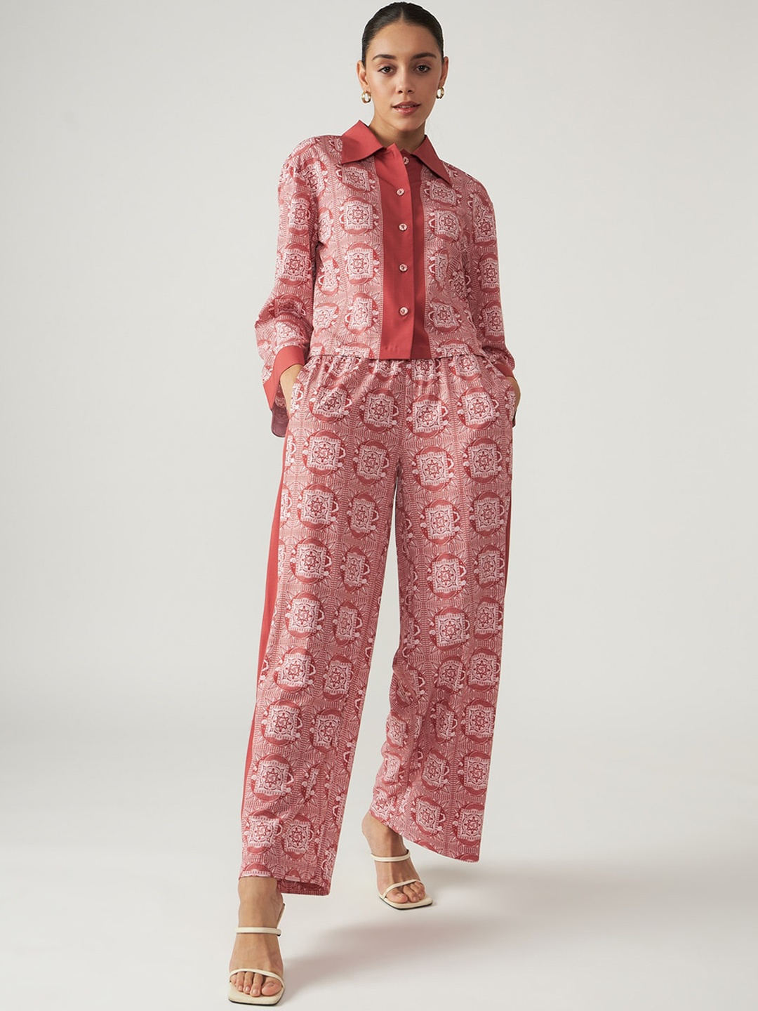 

Muvazo Printed Shirt Collar Shirt & Palazzos, Pink