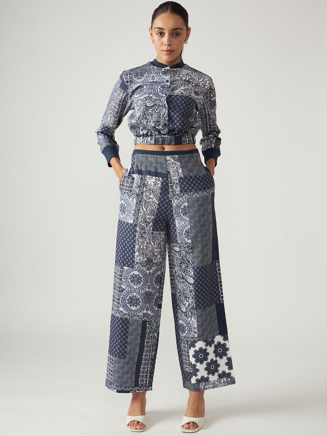 

Muvazo Printed Mock Collar Top & Trousers, Blue