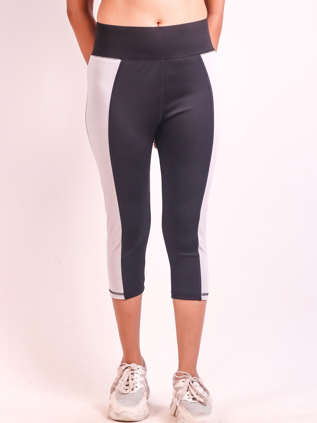 

Fasha Women Colourblocked Skinny Fit Sports Capris, Grey