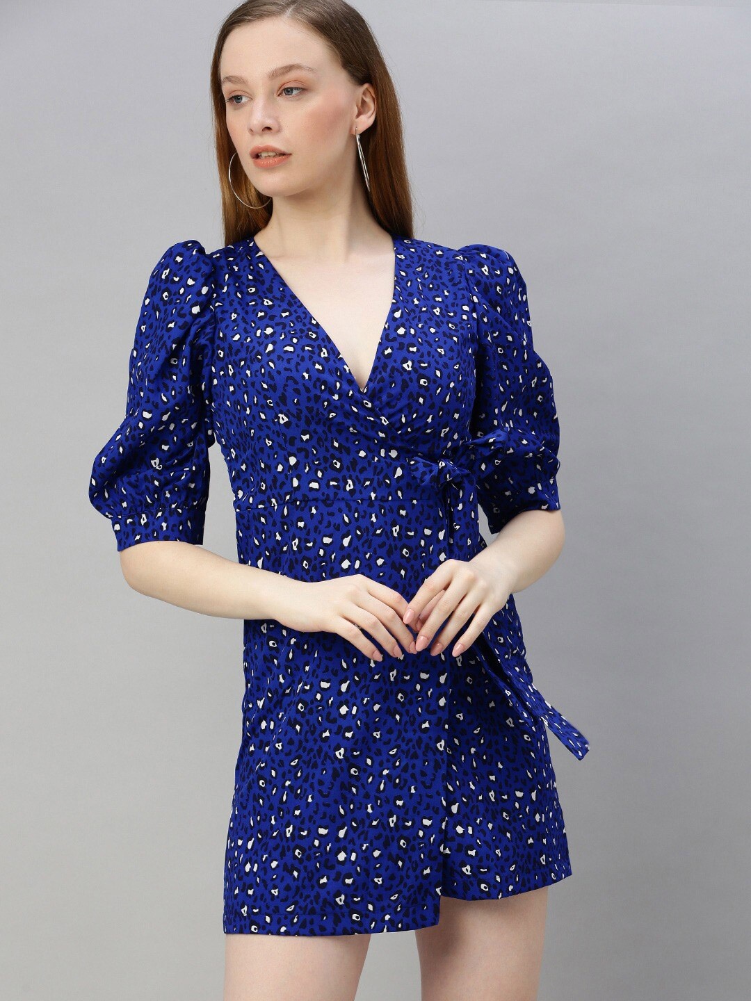 

Sera Blue & Black Animal Printed Puff Sleeve Crepe Dress