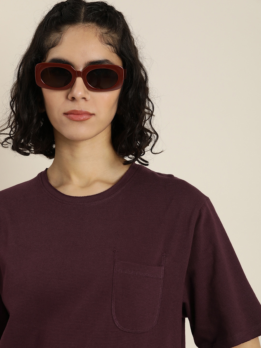 

DILLINGER Womens Honeycomb Structure Oversized Tshirt, Burgundy