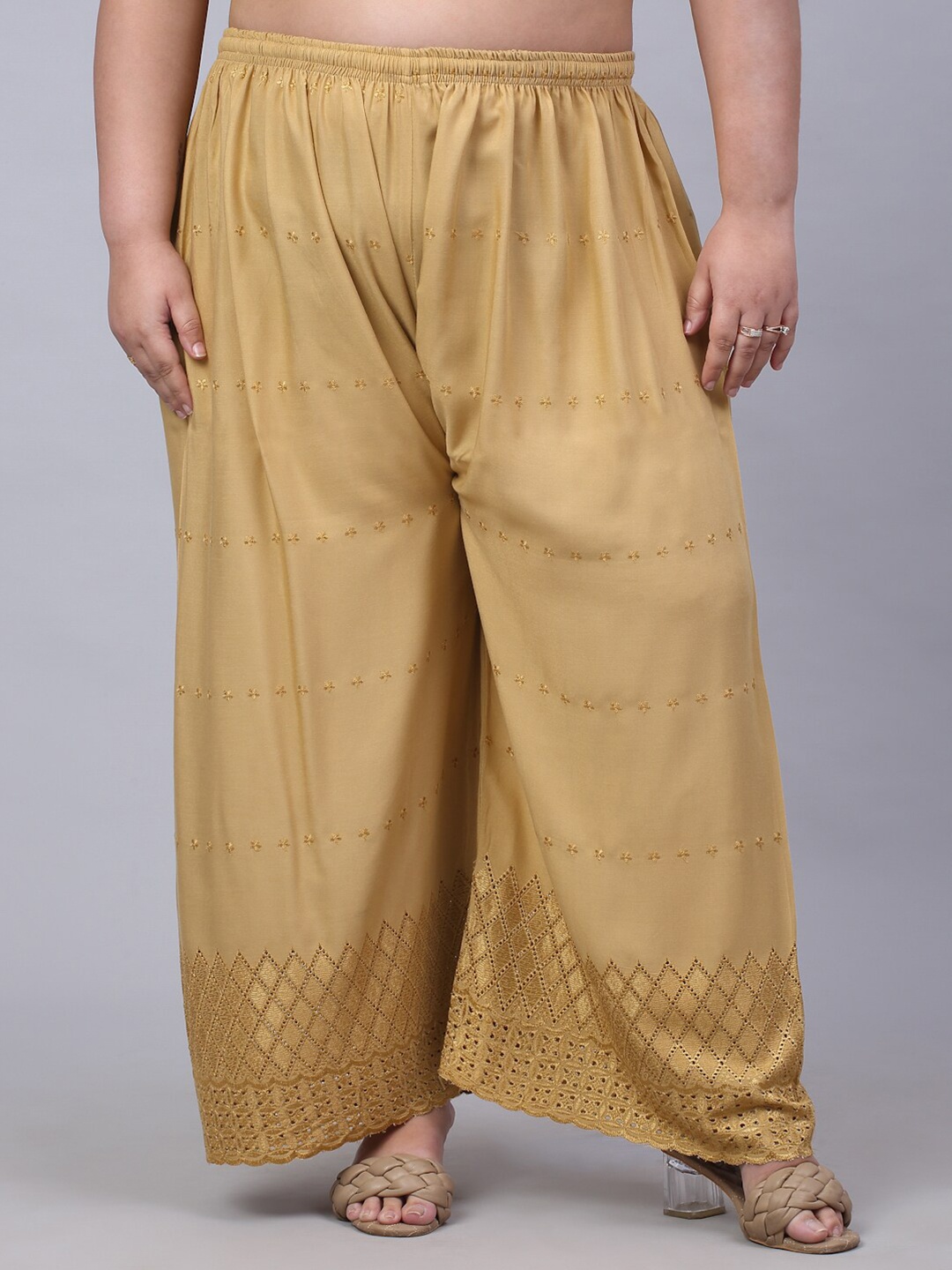 

Trend Level Women Wide-Leg Geometric Hem Design Palazzos, Beige