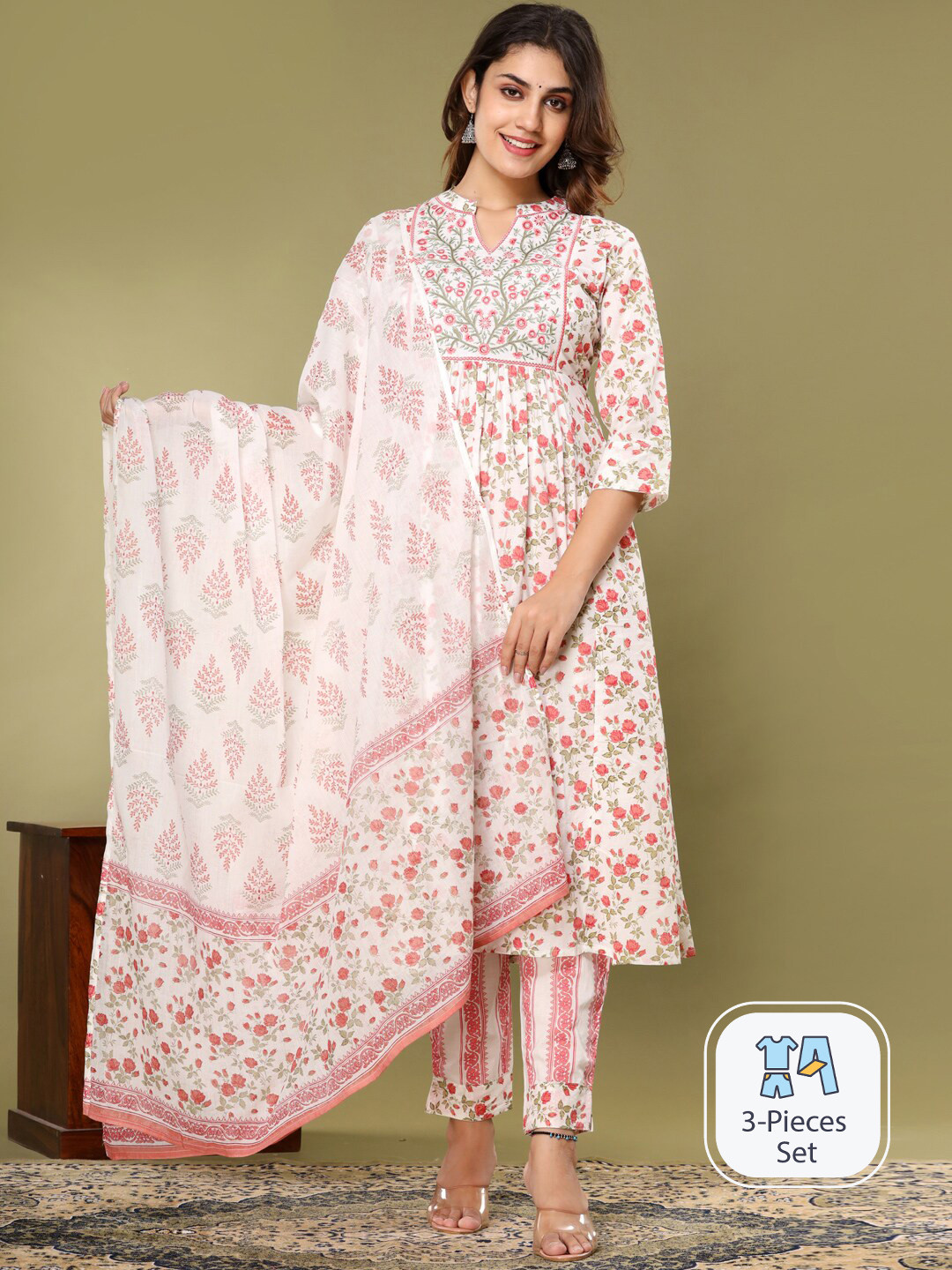 

Readiprint Fashions Floral Printed Thread Work Pure Cotton Kurta & Trousers With Dupatta, Pink