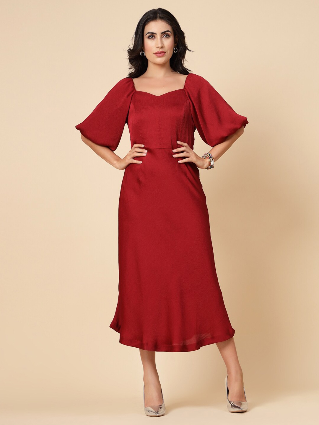 

Gipsy Sweetheart Neck Puff Sleeve Gathered Satin A-Line Midi Dress, Maroon