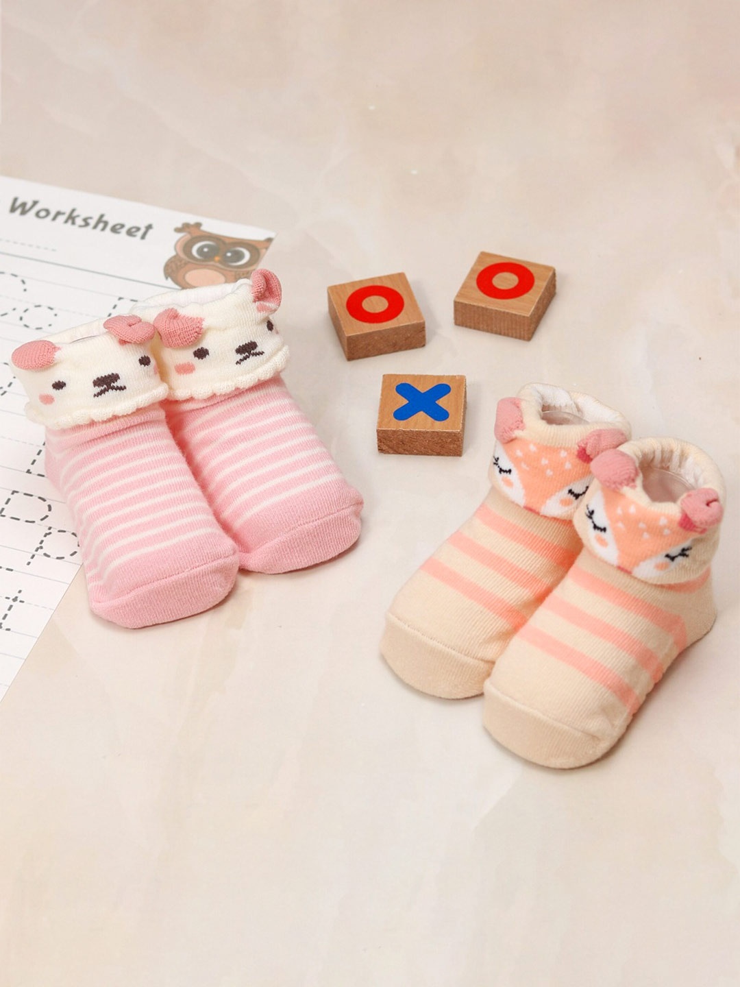 

Yellow Bee Infants Girls Pack Of 2 Striped Cotton Anti Skid Socks, Pink