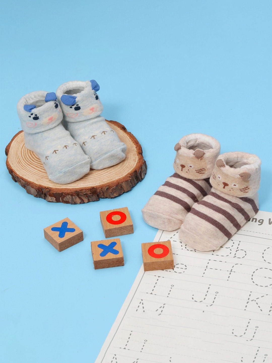 

Yellow Bee Infants Boys Pack Of 2 Patterned Cotton Anti Skid Socks, Brown