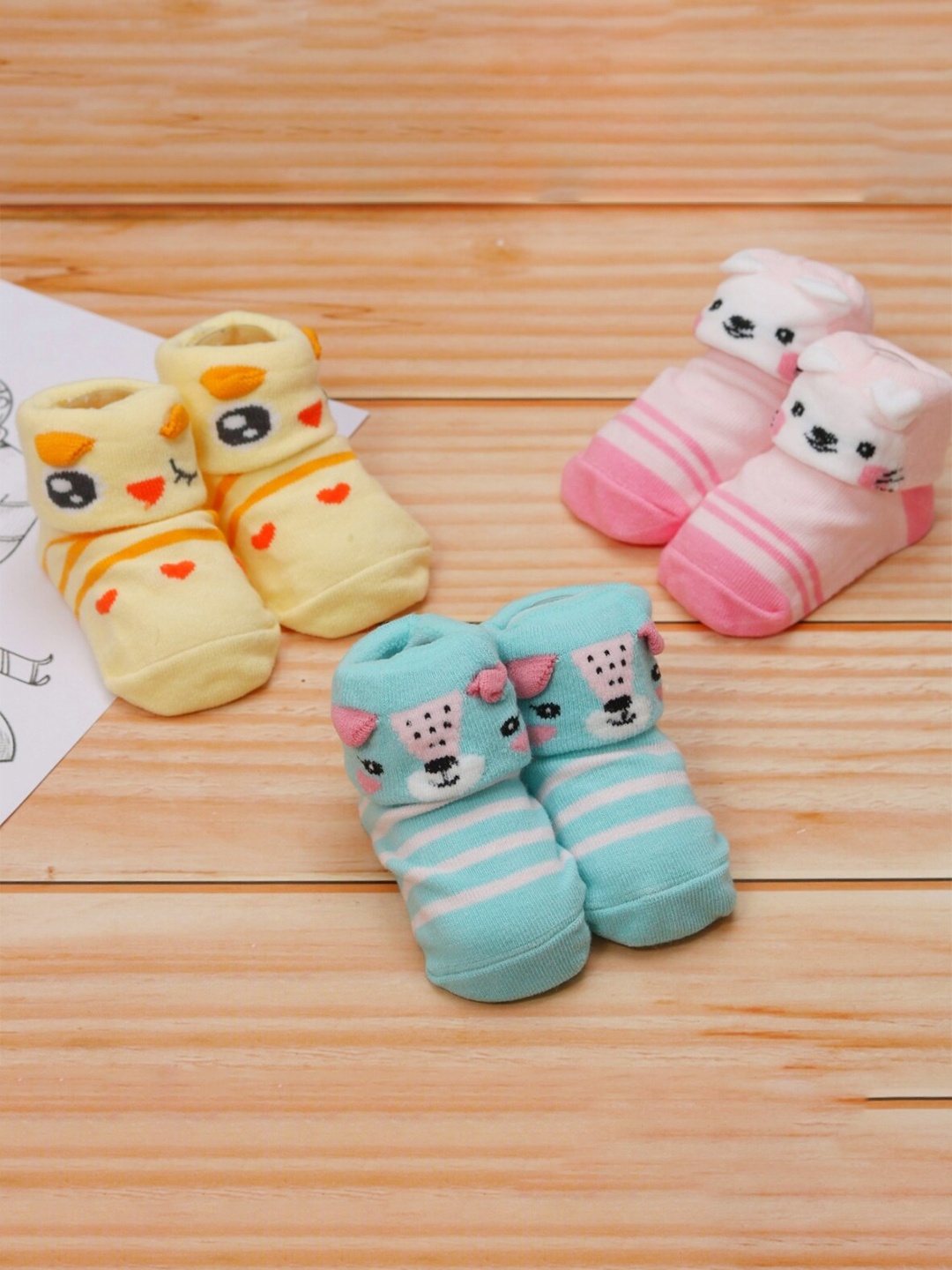 

Yellow Bee Infants Pack of 3 Patterned Cotton Anti-Skid Socks, Pink