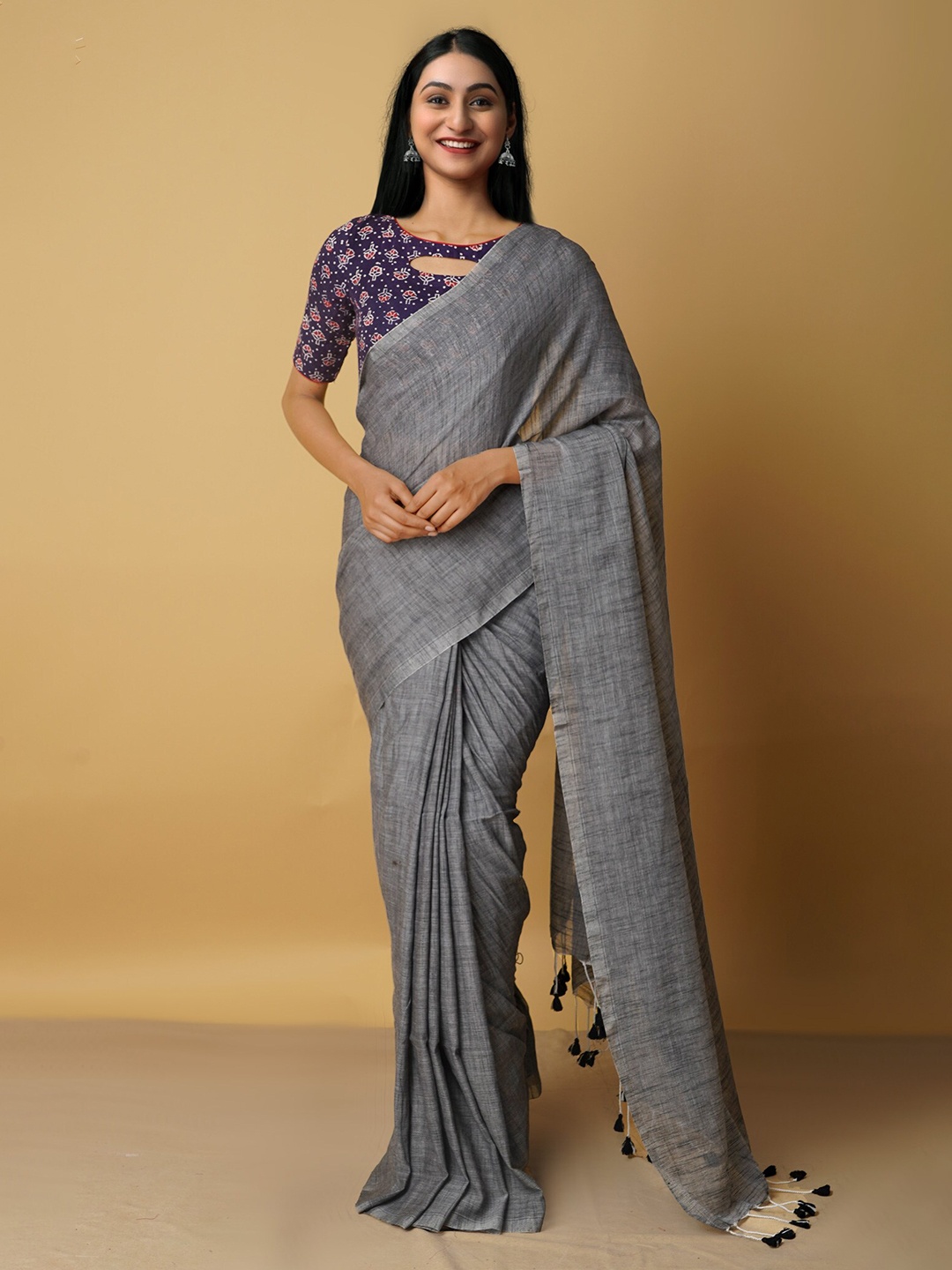 

Unnati Silks Pure Linen Jamdani Saree, Grey